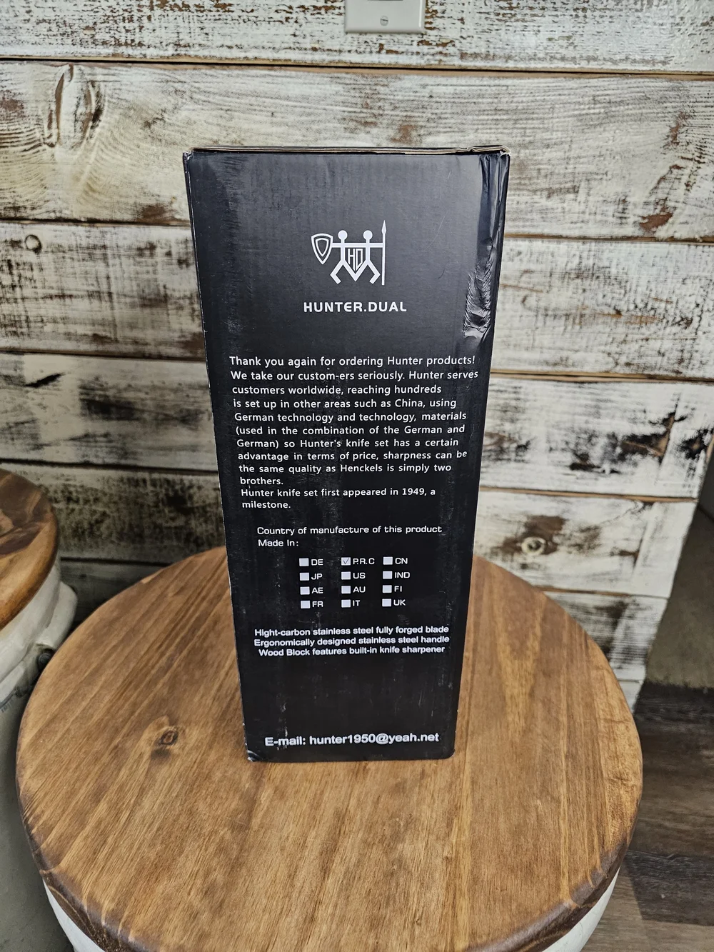 Classic 15-Piece Black Knife Block Set With Sharper